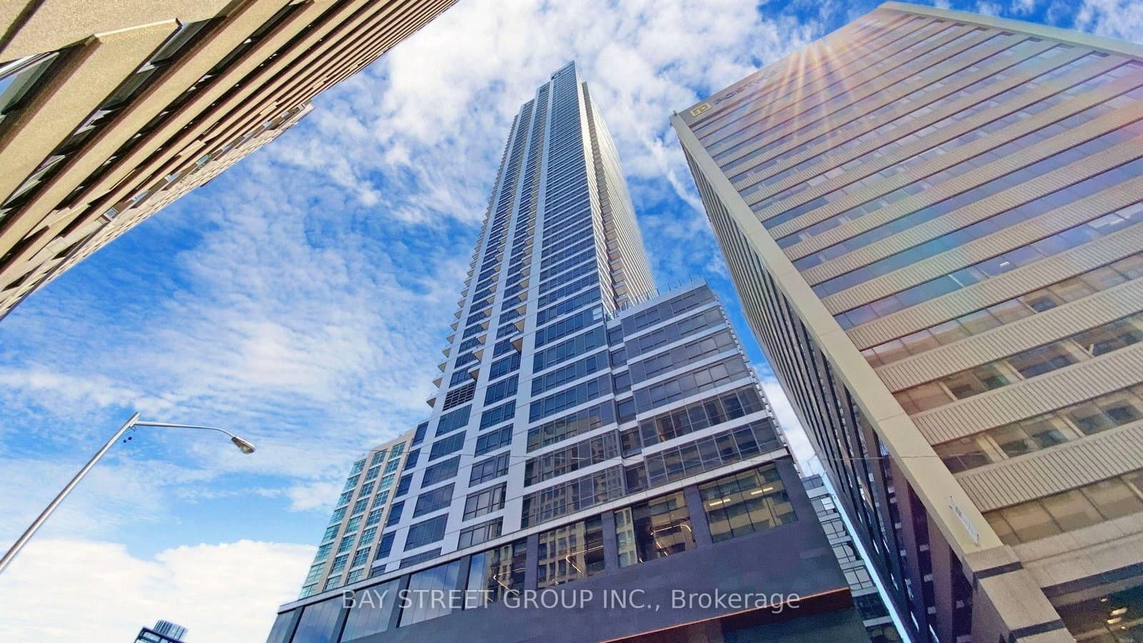 395 Bloor Street E, Unit 4206 thumbnail 3