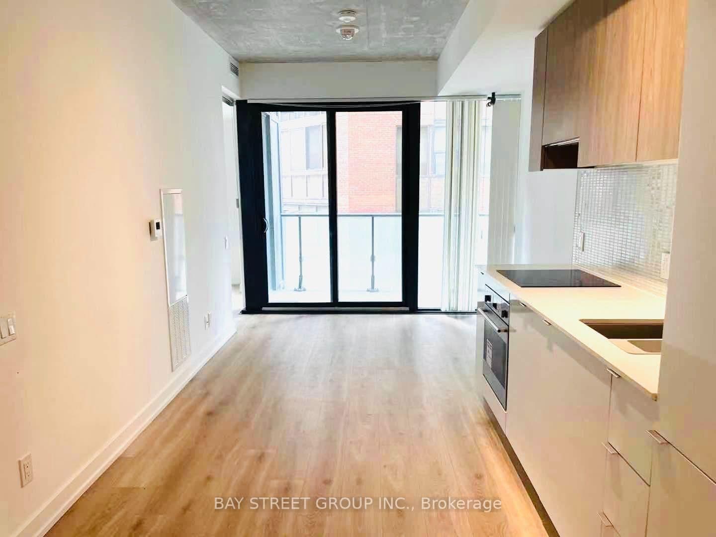 161 Roehampton Avenue, Unit 320 thumbnail 4
