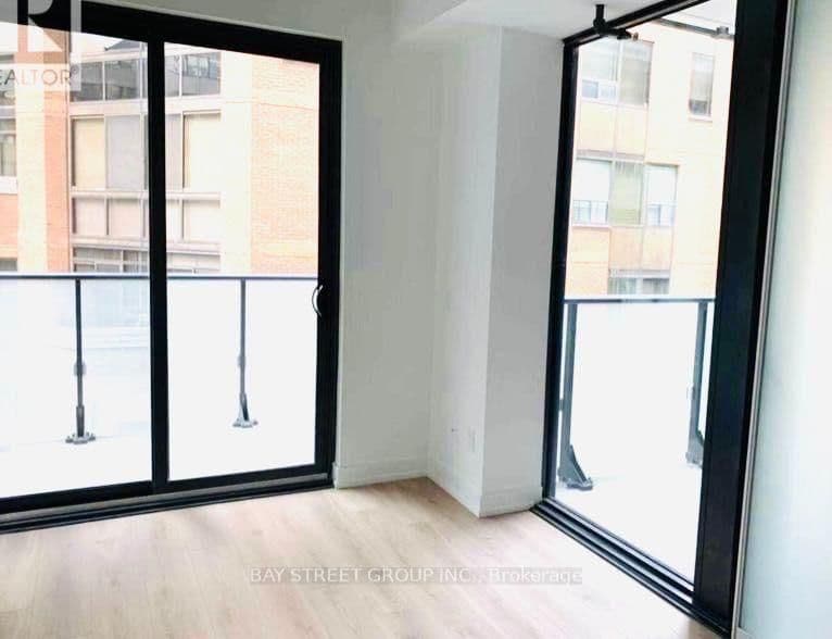 161 Roehampton Avenue, Unit 320 thumbnail 5