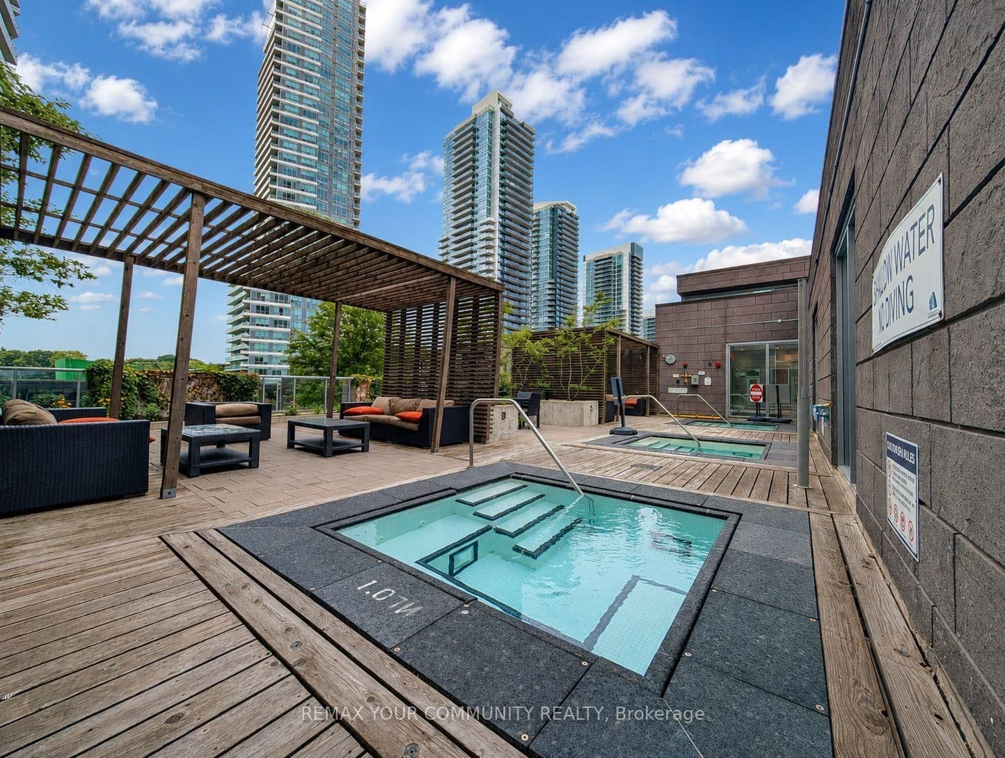 121 McMahon Drive, Unit 3003 thumbnail 10