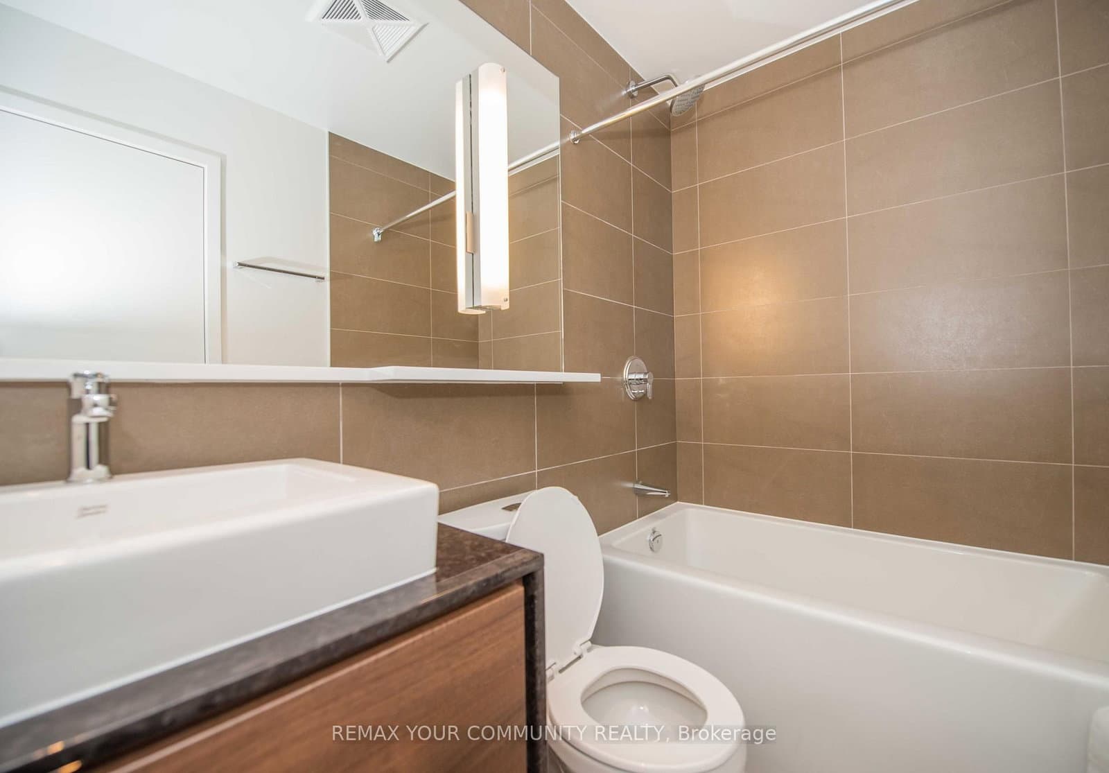 121 McMahon Drive, Unit 3003 thumbnail 6