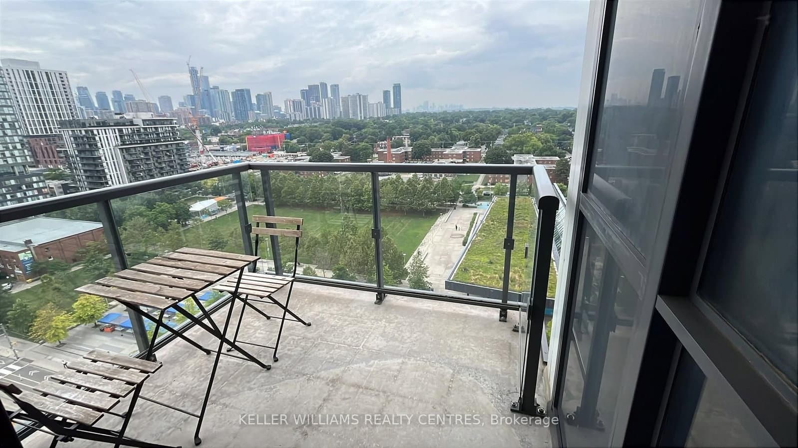 170 Sumach Street, Unit 1409 thumbnail 10