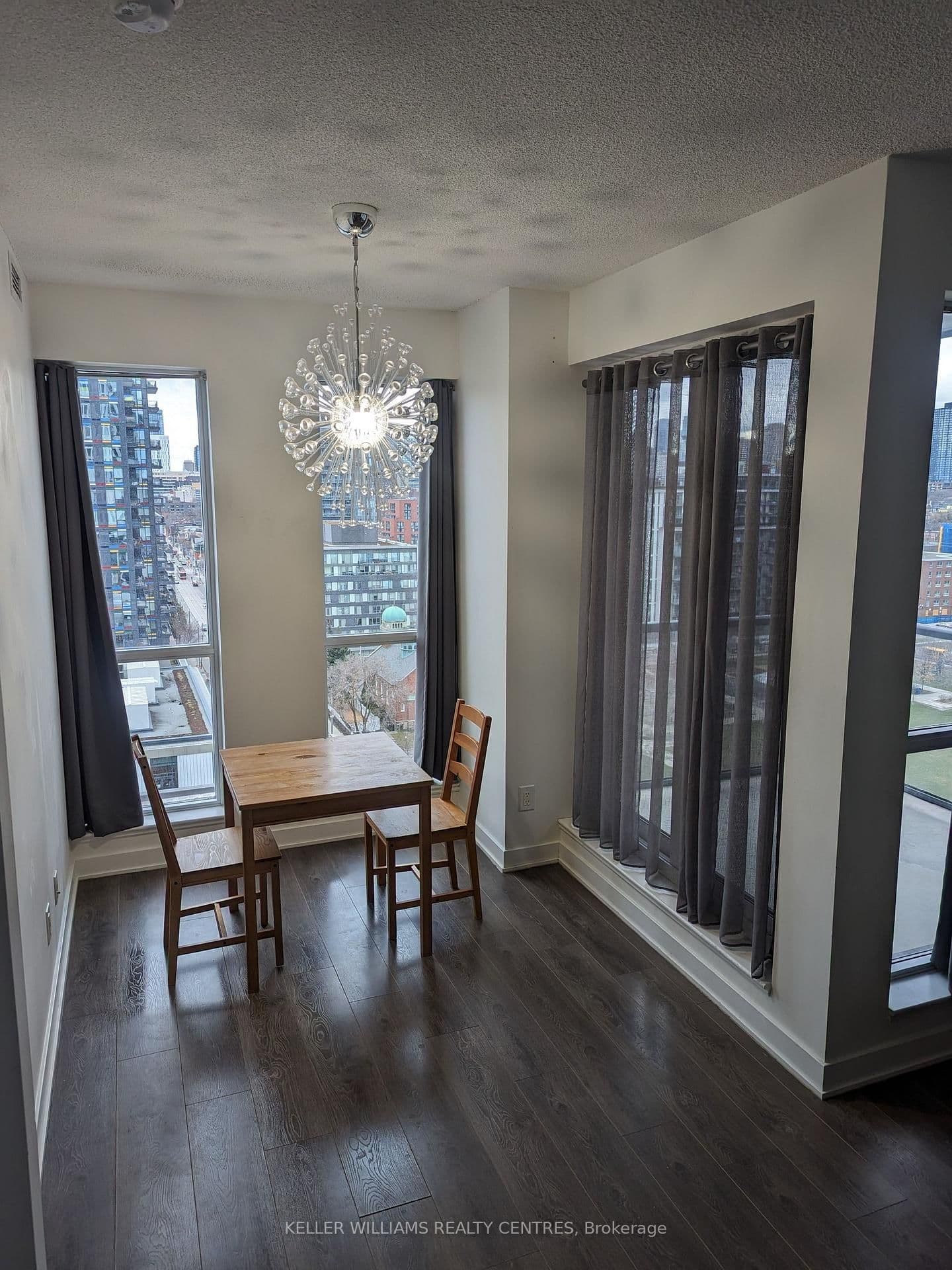 170 Sumach Street, Unit 1409 thumbnail 3