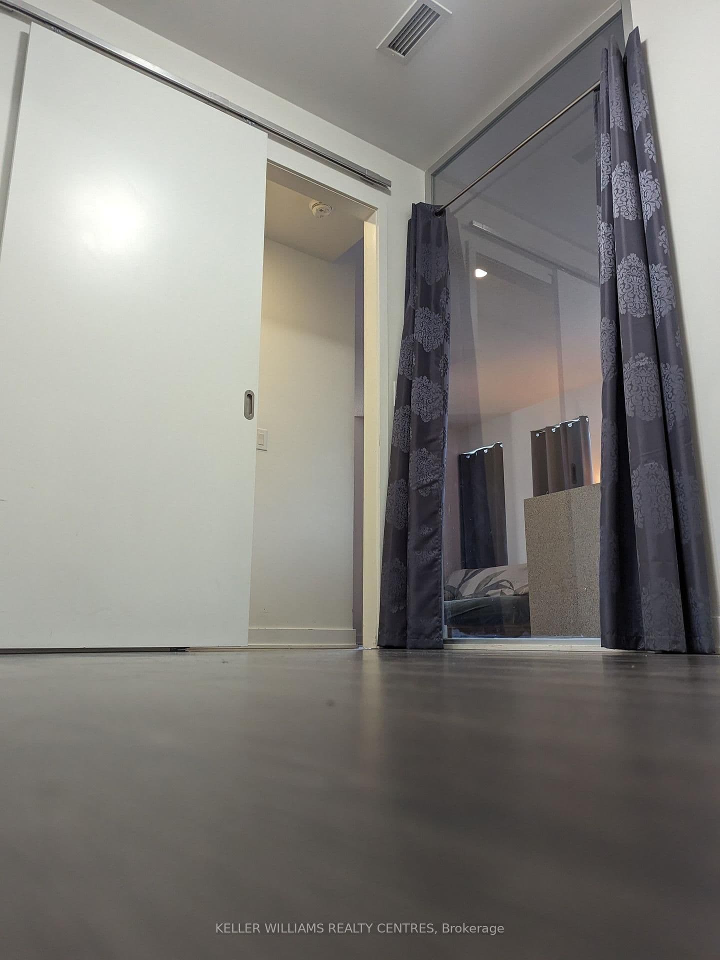 170 Sumach Street, Unit 1409 thumbnail 6