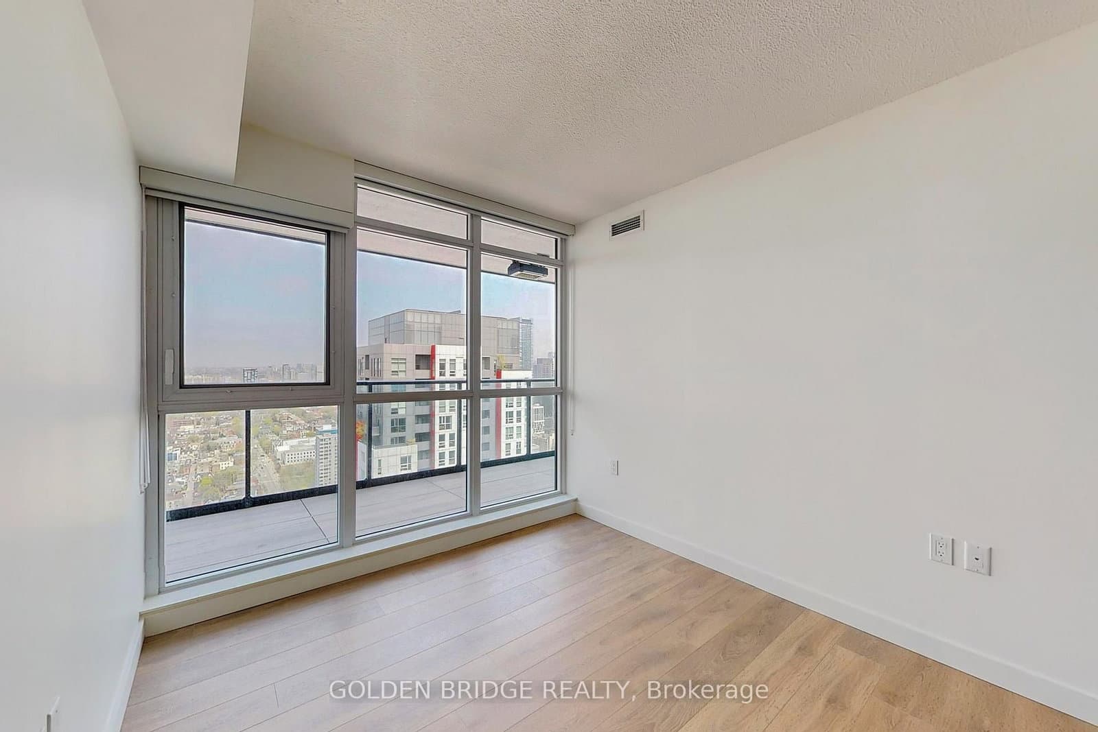 38 Widmer Street, Unit 4211 thumbnail 16