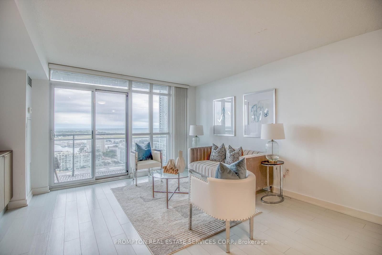21 Iceboat Terrace, Unit 2208 thumbnail 9