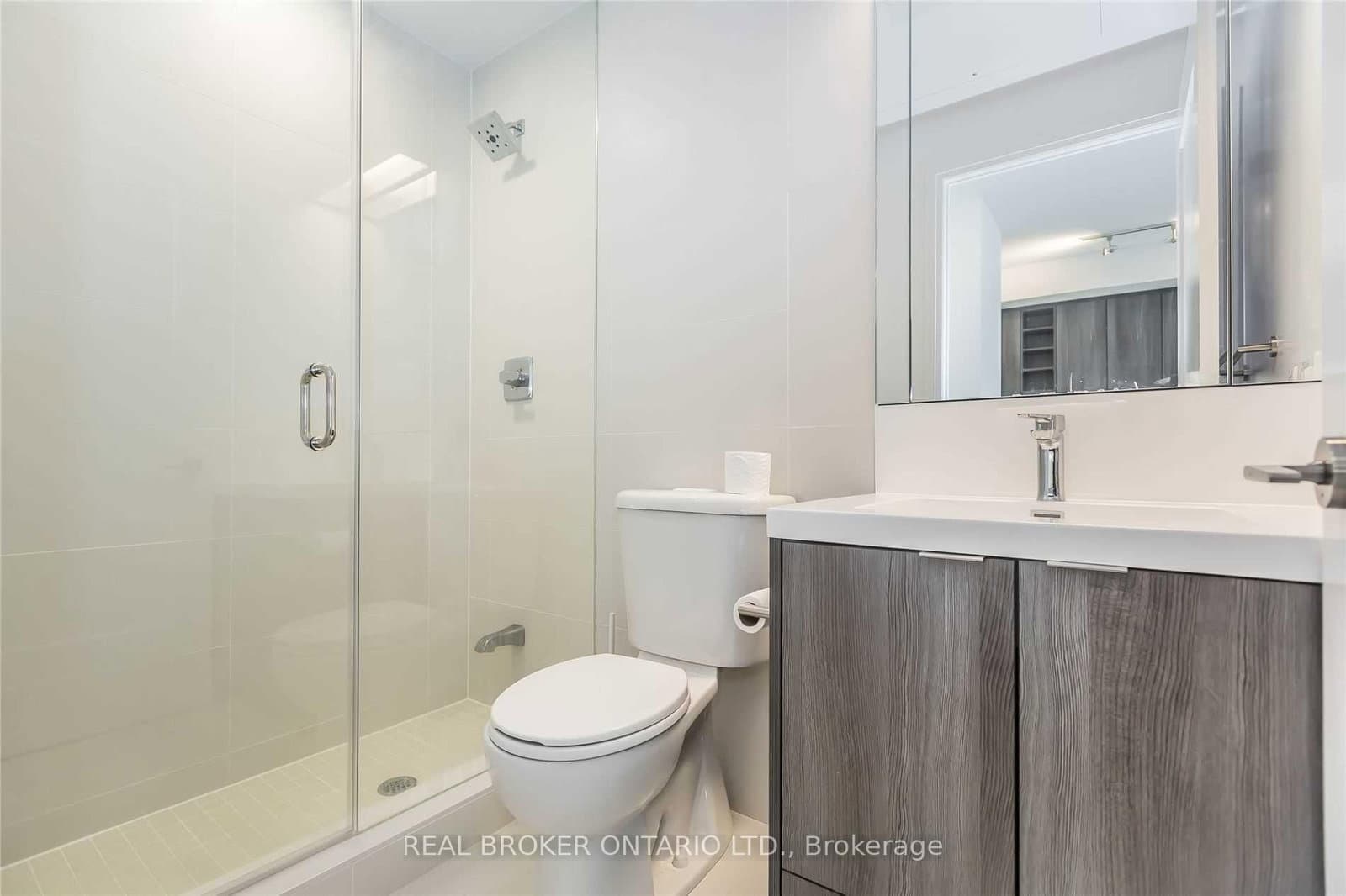 101 Erskine Avenue, Unit 813 thumbnail 12