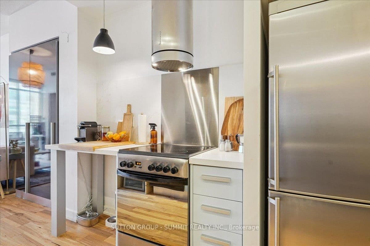 38 Dan Leckie Way, Unit 515 thumbnail 16