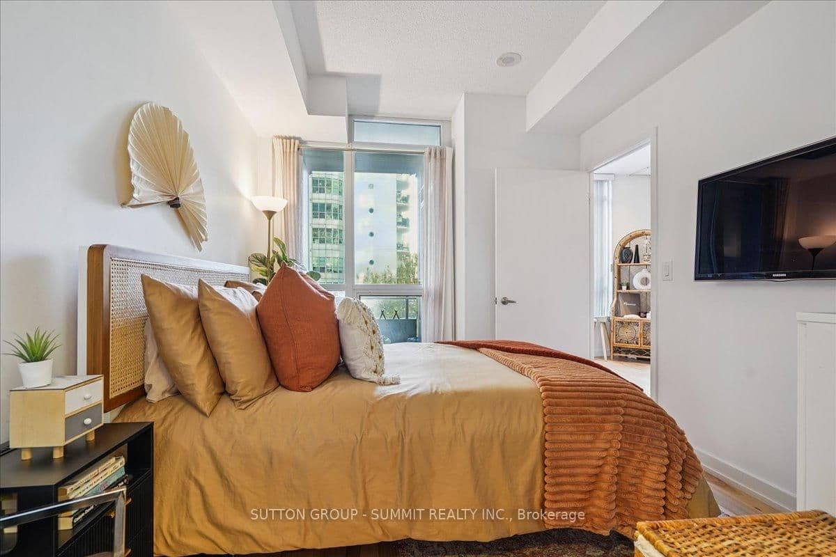 38 Dan Leckie Way, Unit 515 thumbnail 18