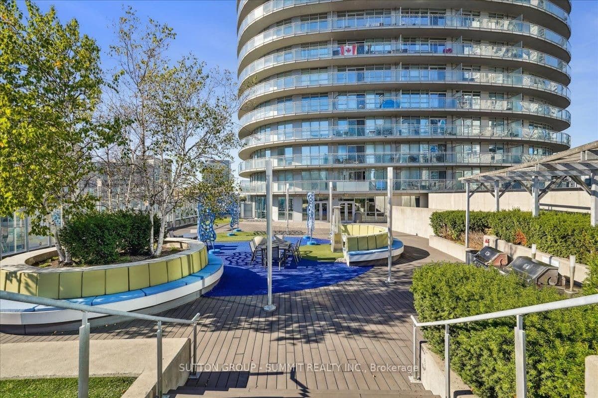 38 Dan Leckie Way, Unit 515 thumbnail 32