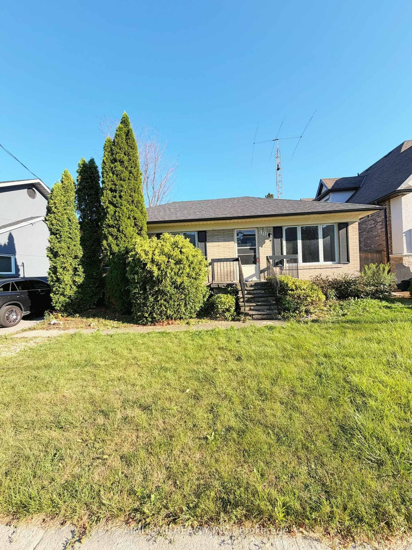 481 Hounslow Avenue - Image 1