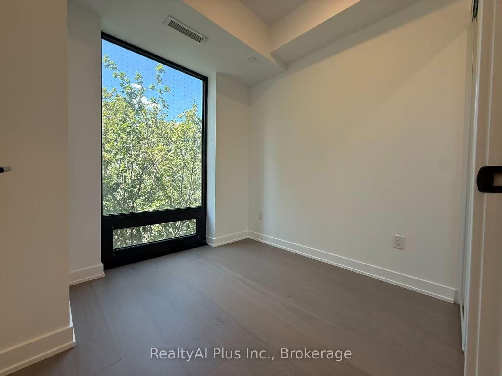 91 Montclair Avenue, Unit 606 thumbnail 5