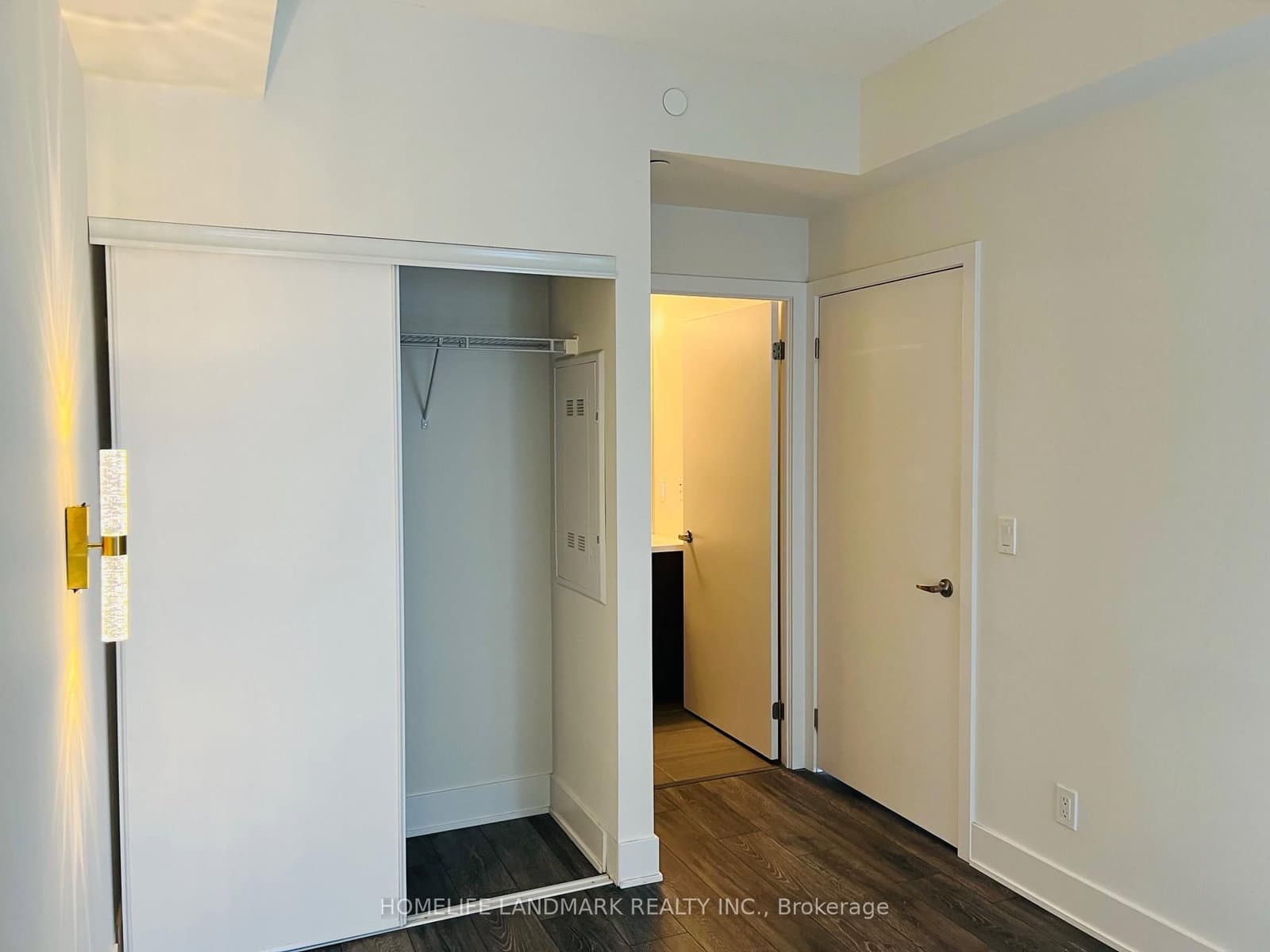 188 Fairview Mall Drive, Unit 1116 thumbnail 5