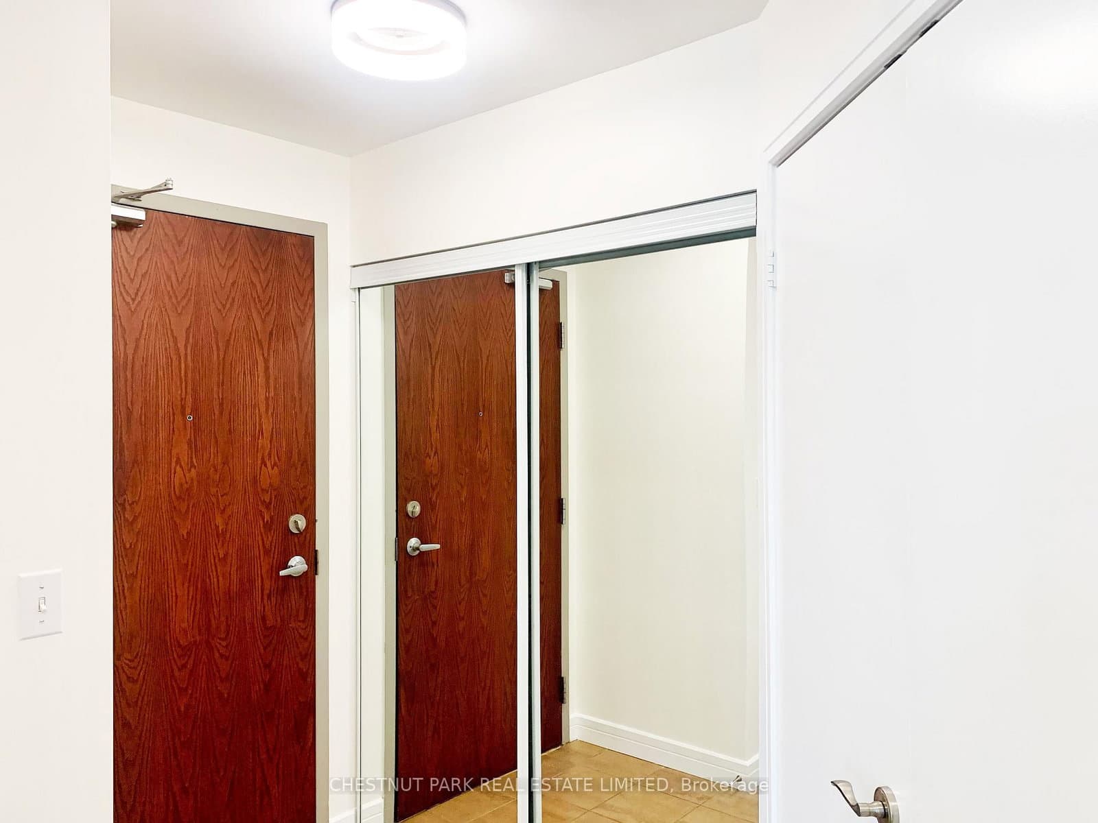 18 Harrison Garden Boulevard, Unit 2504 thumbnail 14
