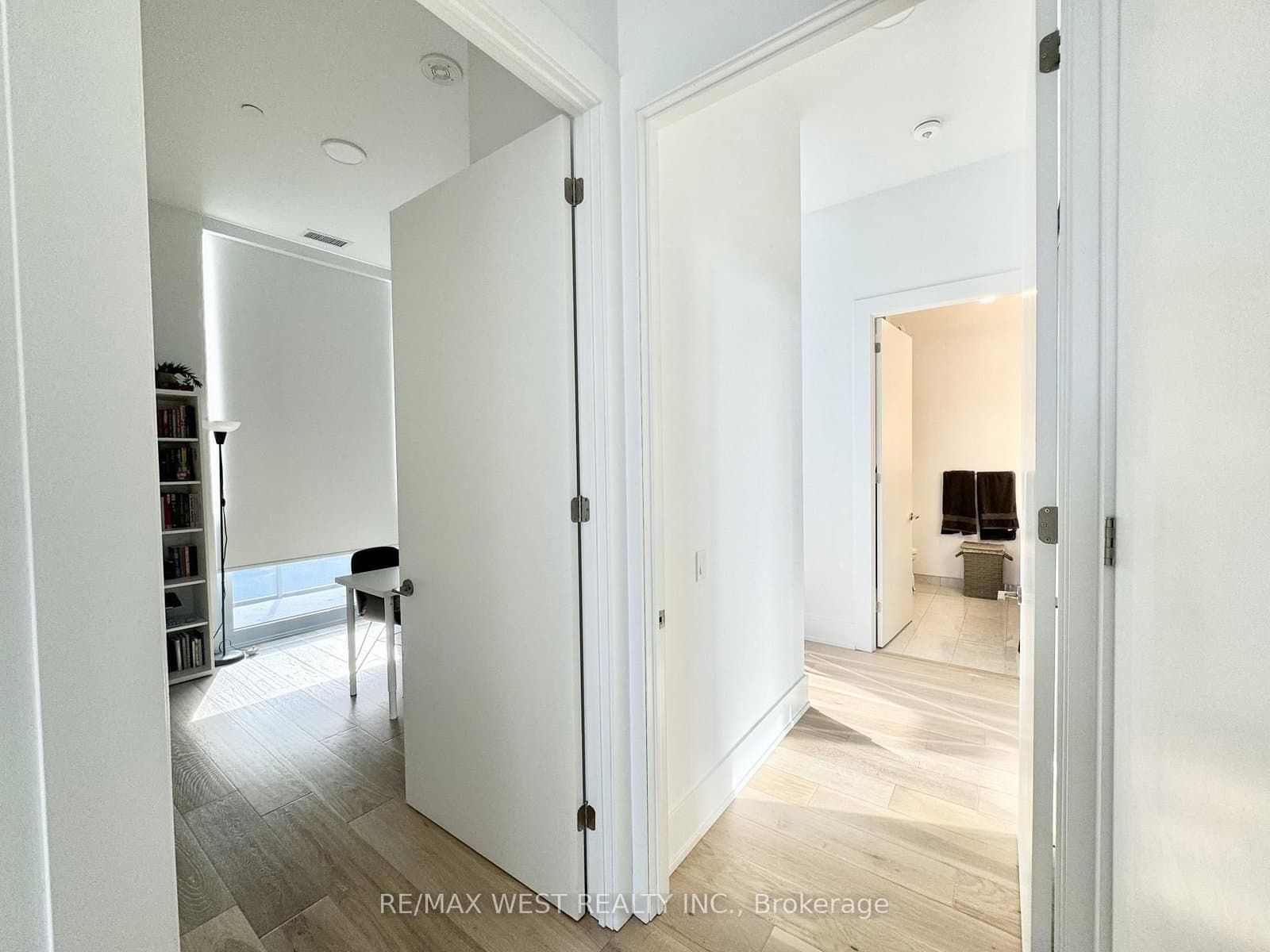 39 Roehampton Avenue, Unit 4603 thumbnail 19