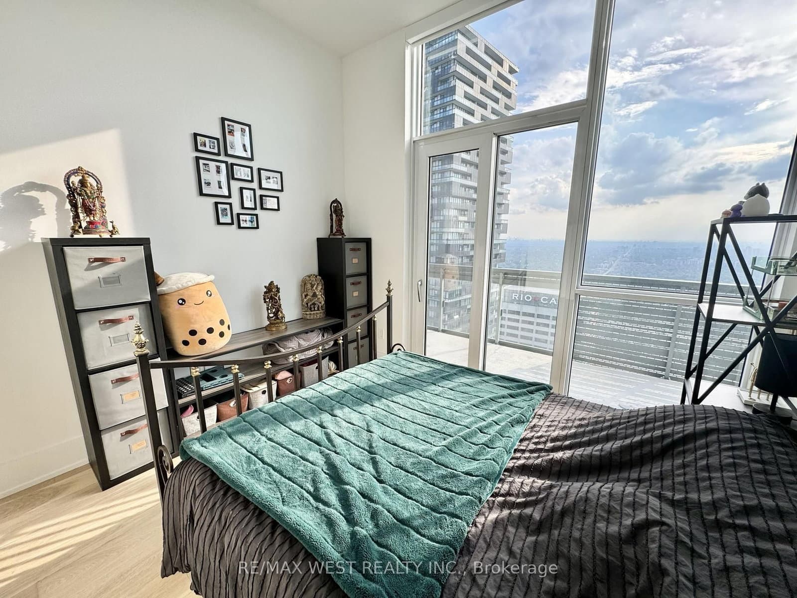 39 Roehampton Avenue, Unit 4603 thumbnail 22