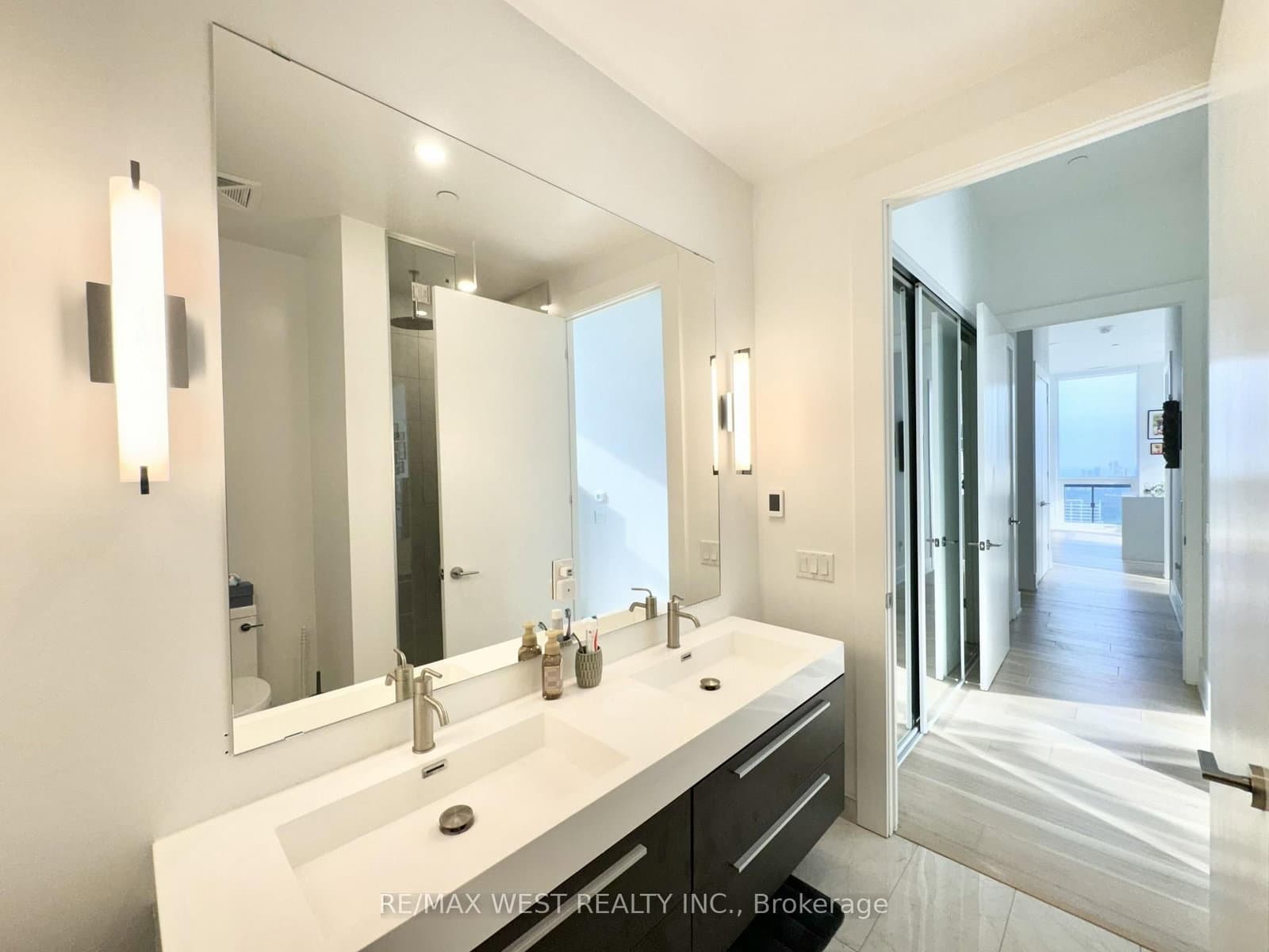 39 Roehampton Avenue, Unit 4603 thumbnail 26
