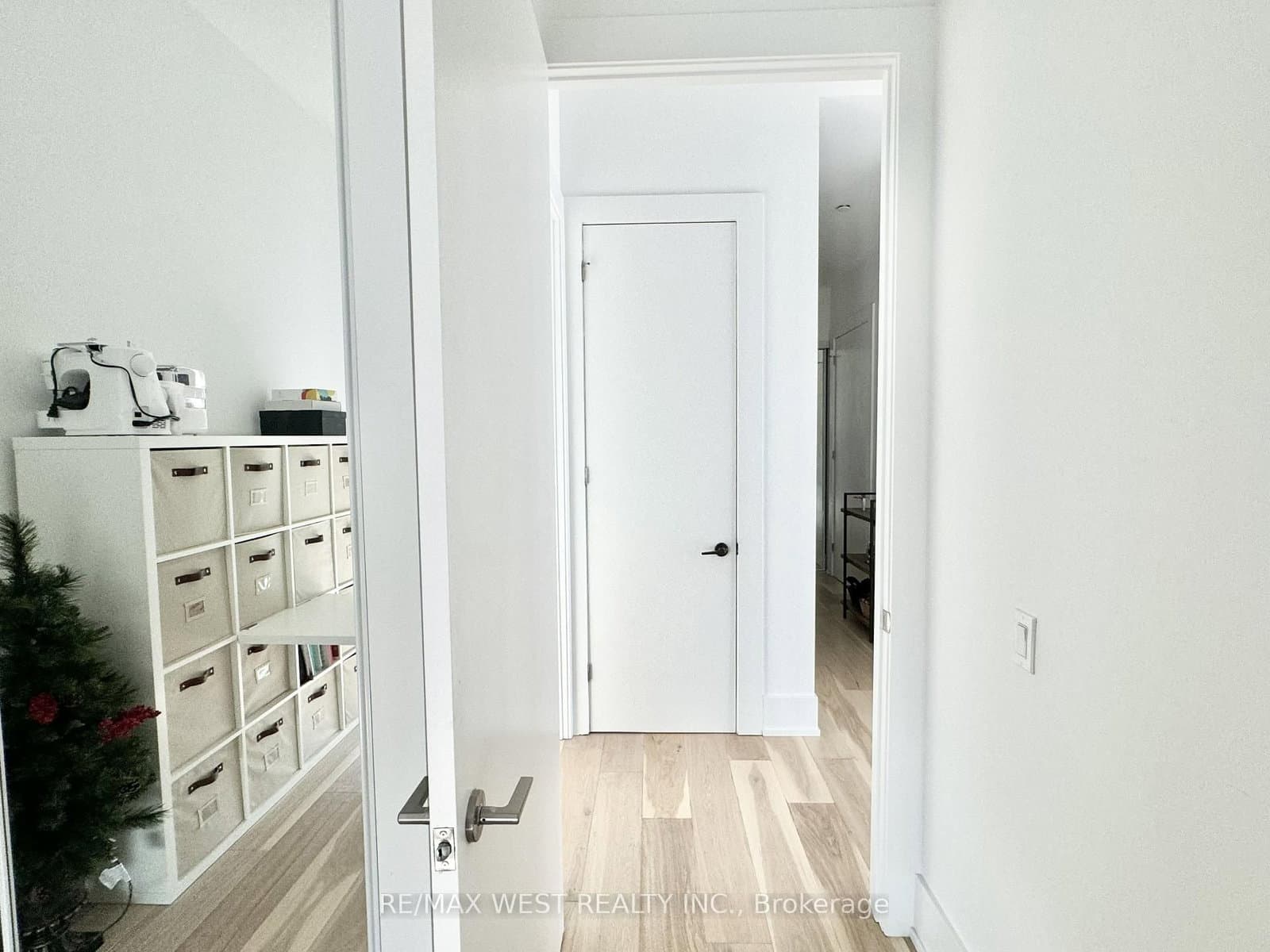 39 Roehampton Avenue, Unit 4603 thumbnail 30