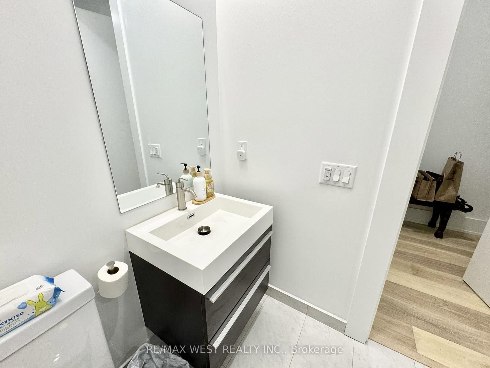 39 Roehampton Avenue, Unit 4603 thumbnail 33