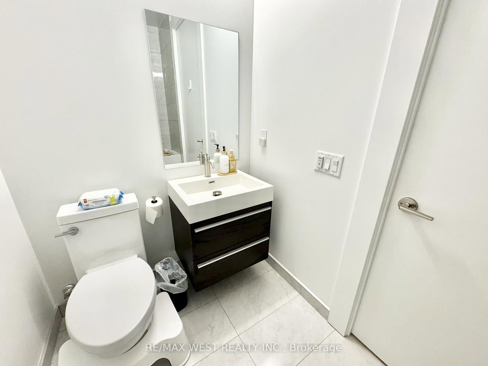 39 Roehampton Avenue, Unit 4603 thumbnail 35