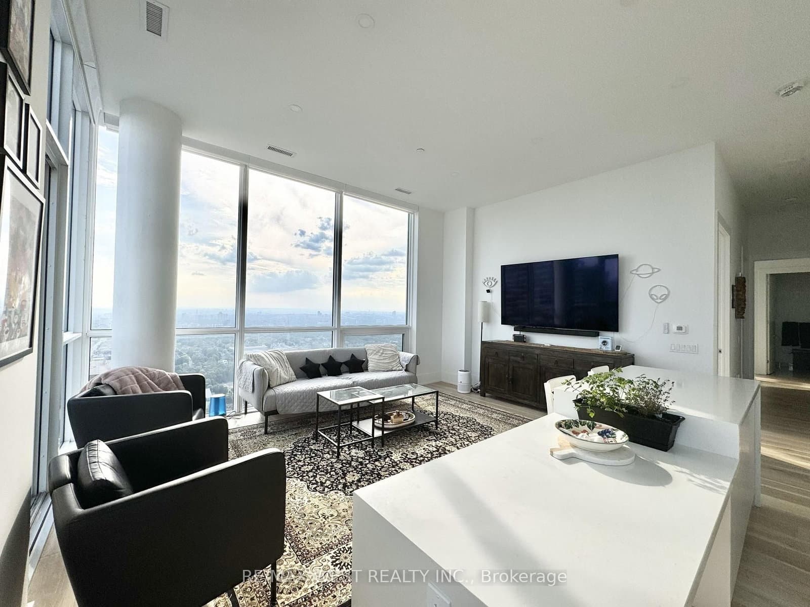 39 Roehampton Avenue, Unit 4603 thumbnail 9