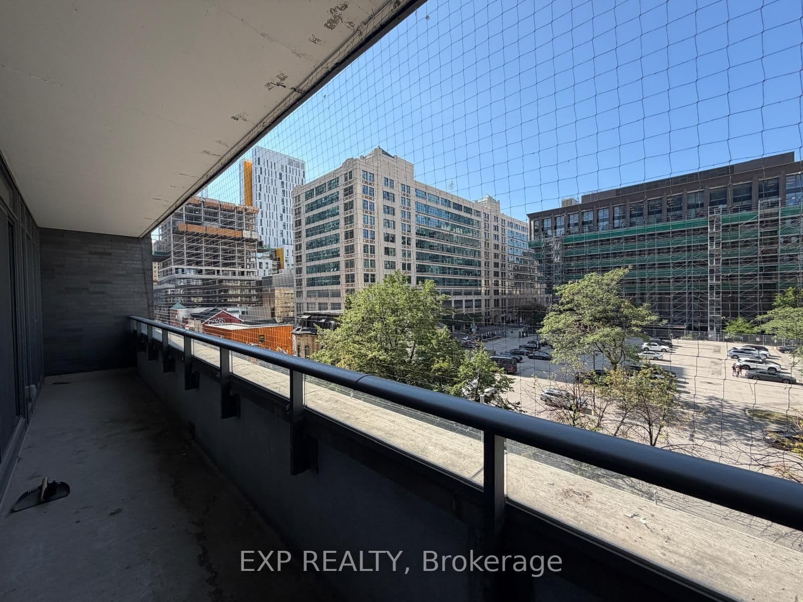 159 Dundas Street E, Unit 512 thumbnail 28