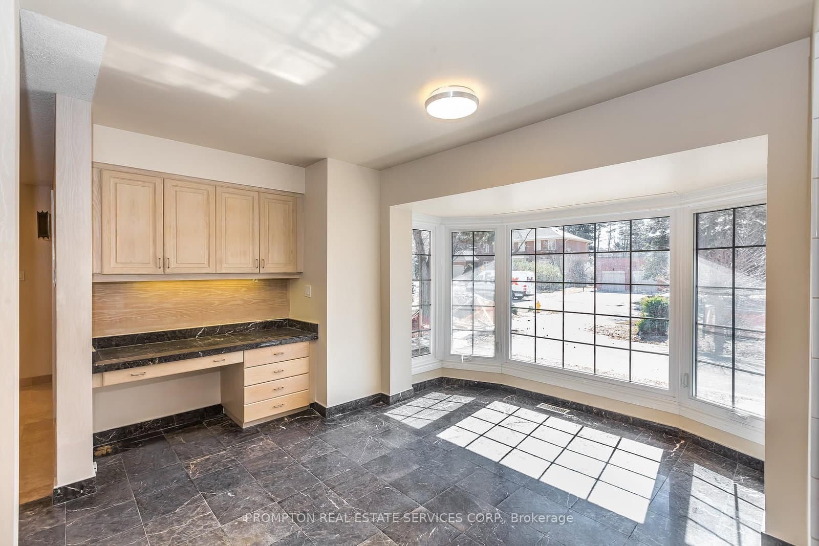 4 Sagewood Drive thumbnail 11