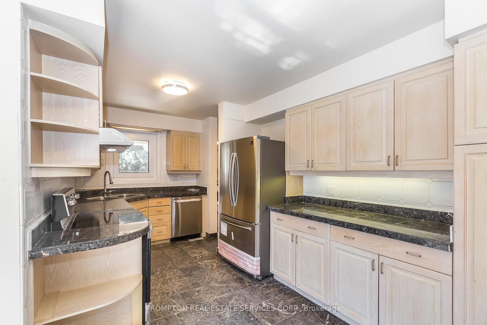 4 Sagewood Drive thumbnail 12