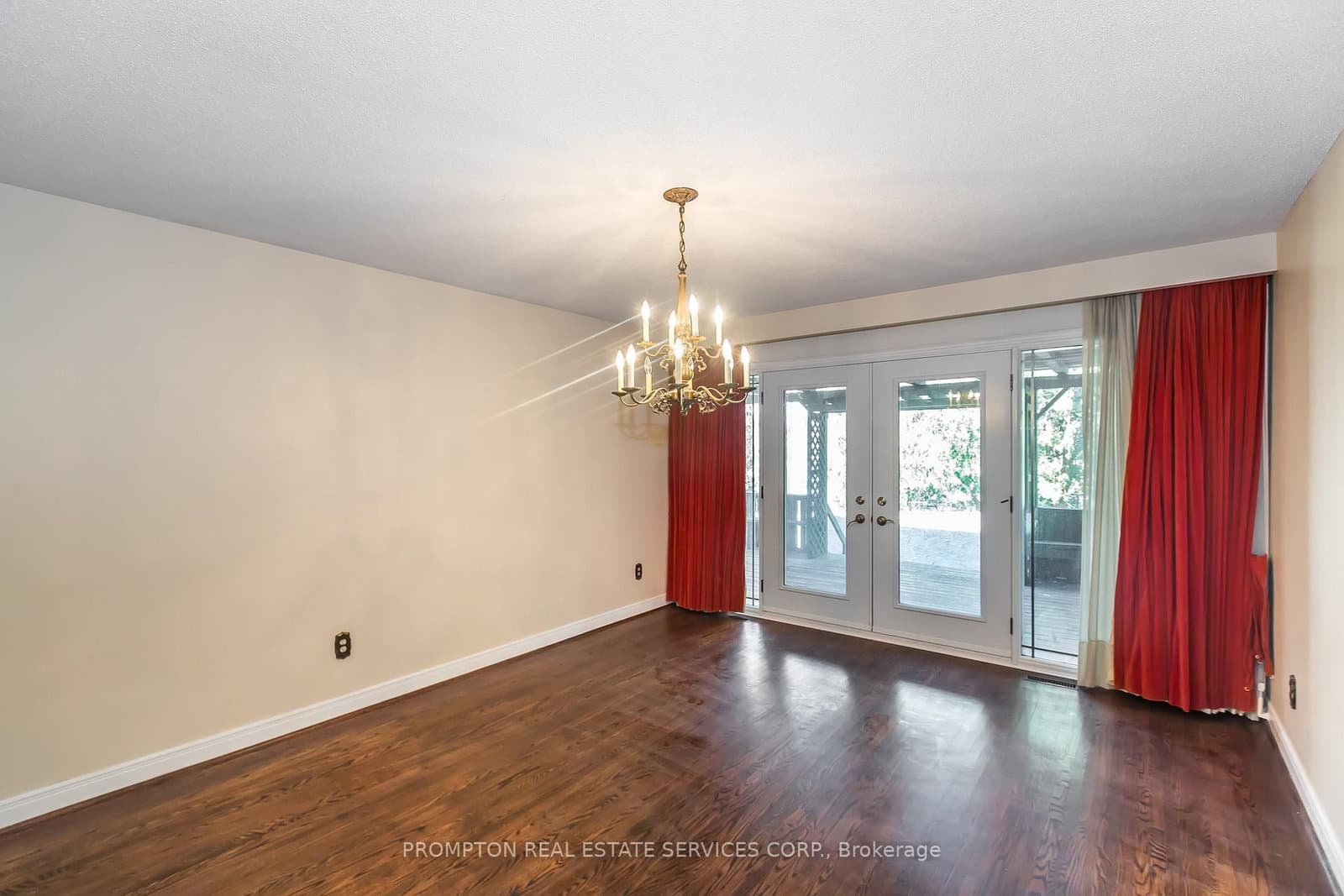 4 Sagewood Drive thumbnail 8