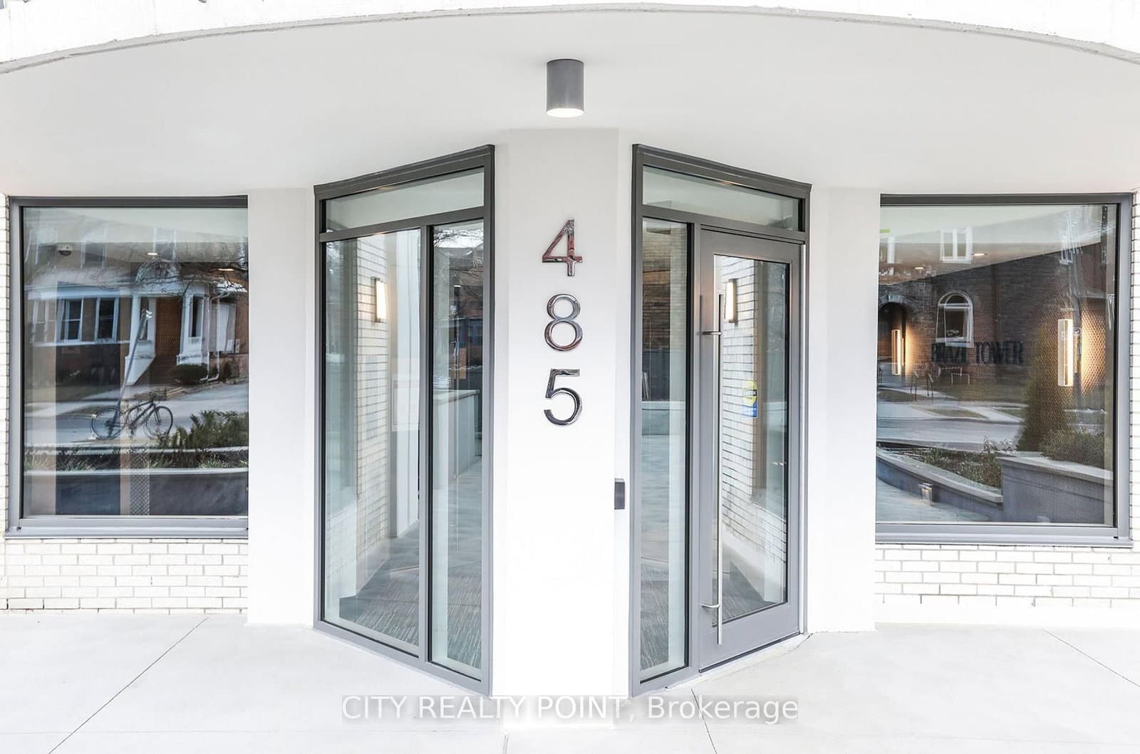 485 Huron Street, Unit 204 thumbnail 8