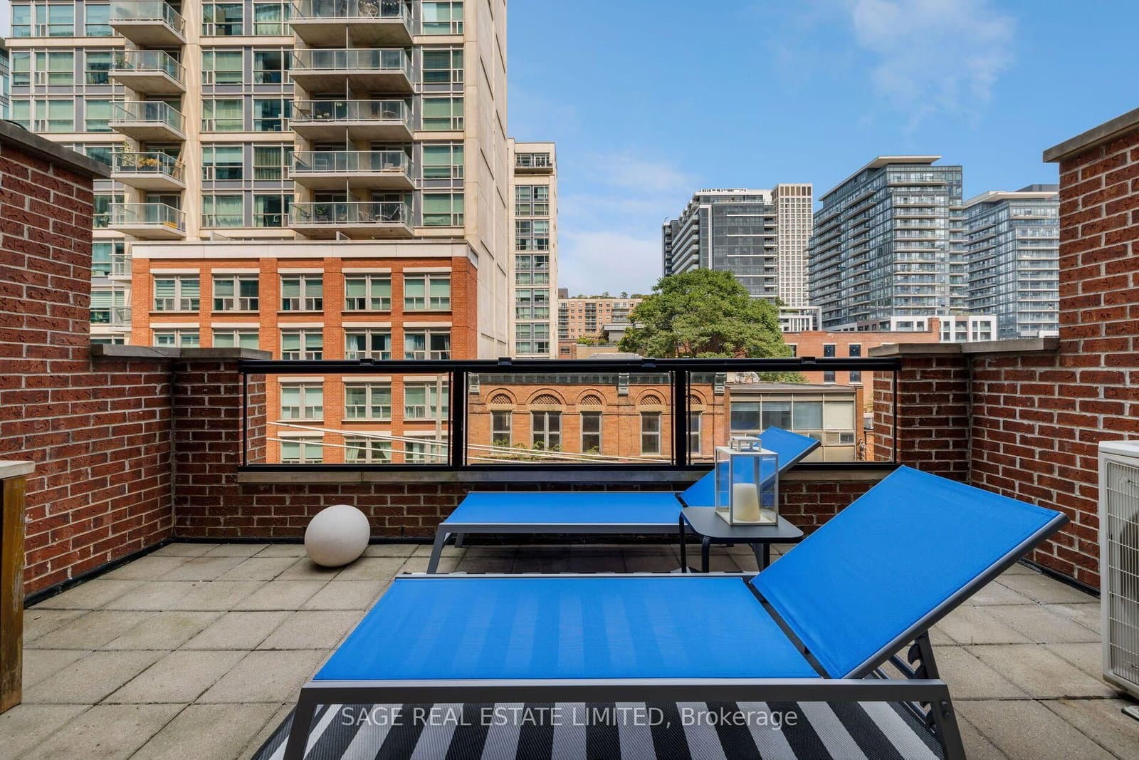 261 King Street E, Unit 402 thumbnail 26
