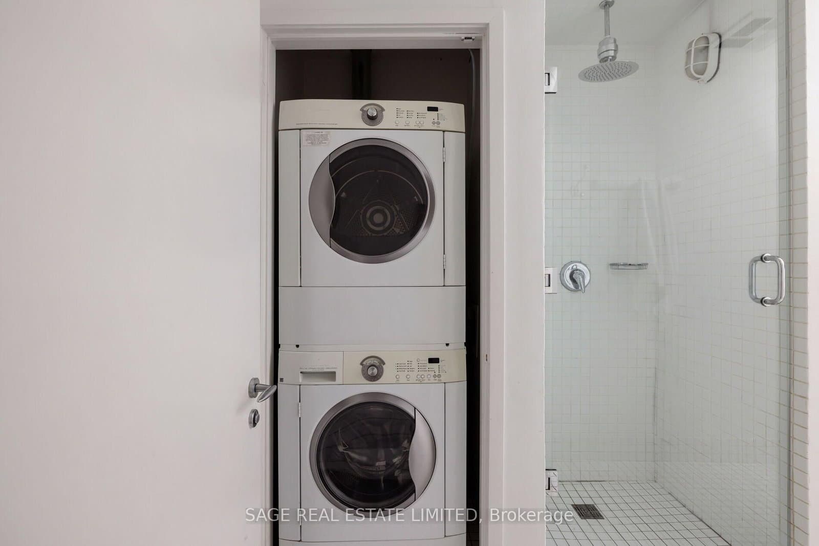 261 King Street E, Unit 402 thumbnail 46