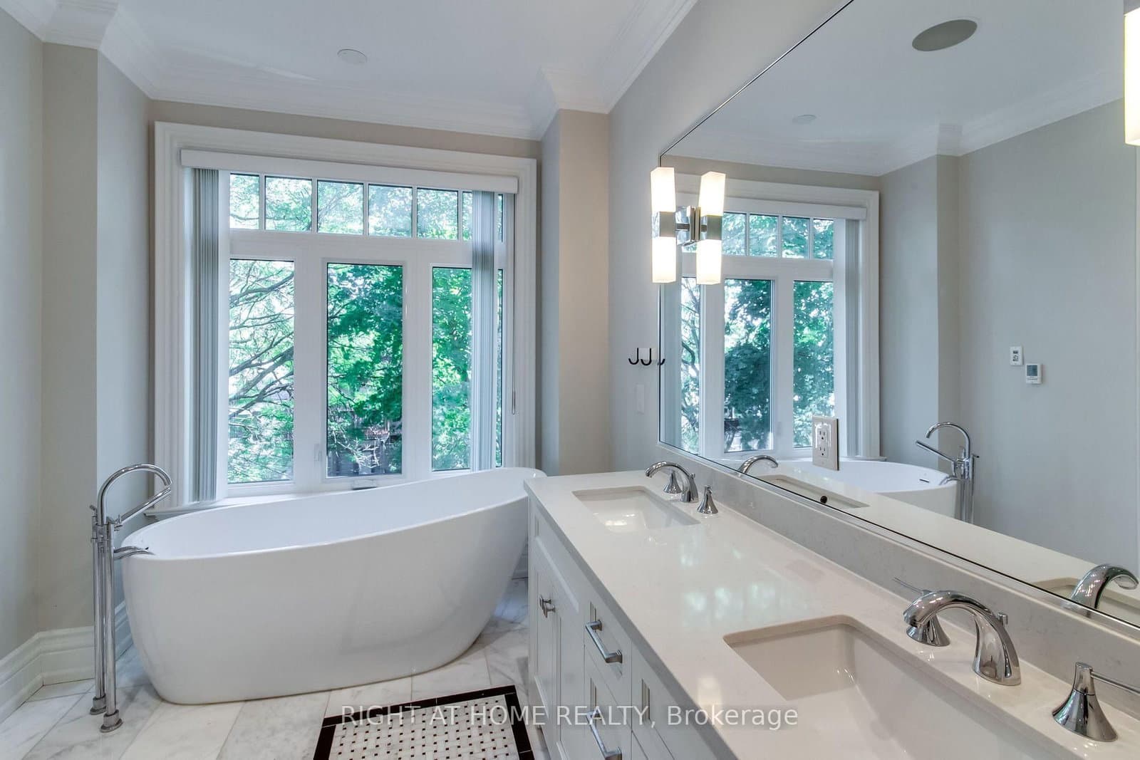 109 Banff Road thumbnail 28