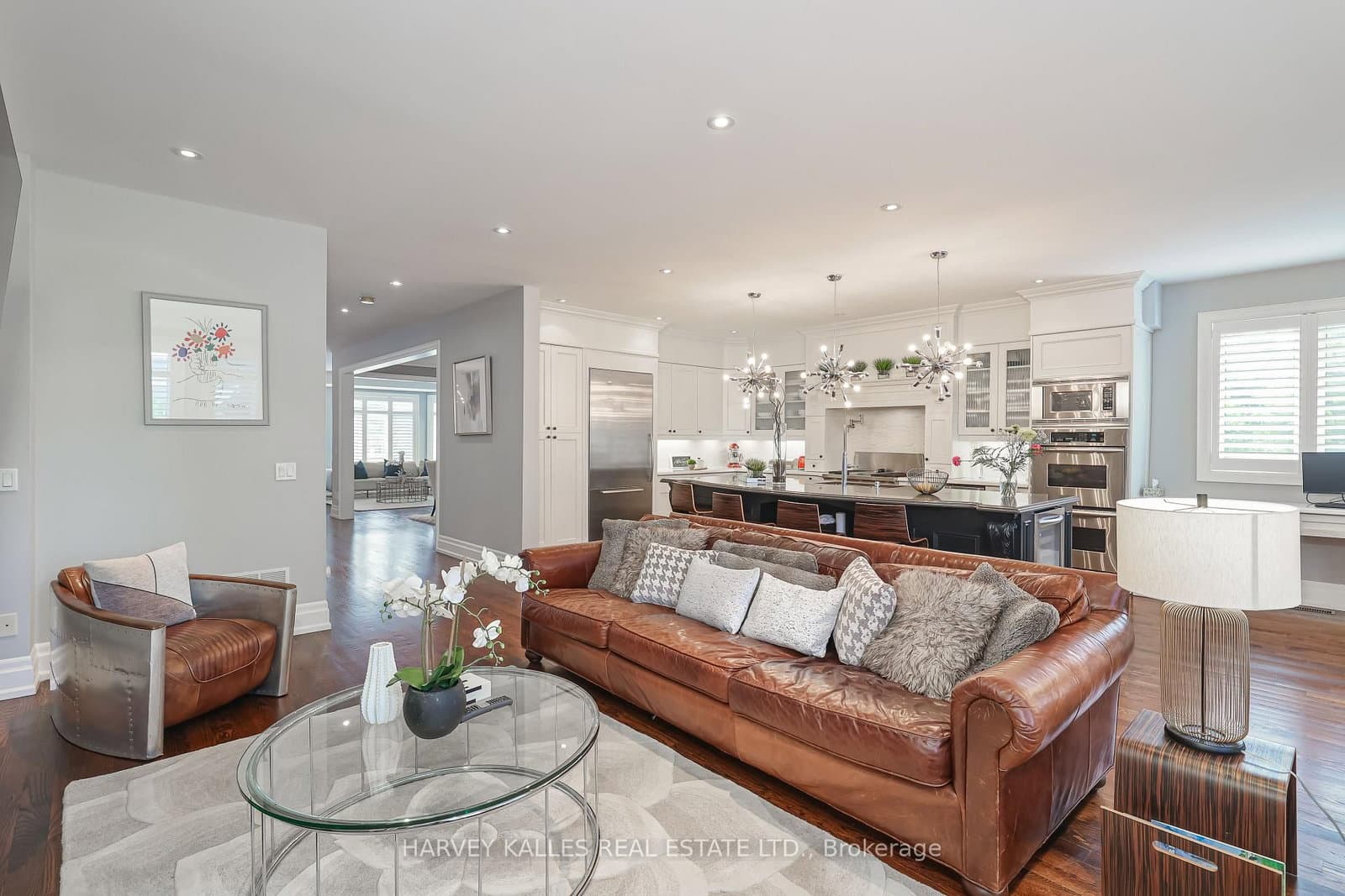 44 Churchill Avenue thumbnail 14