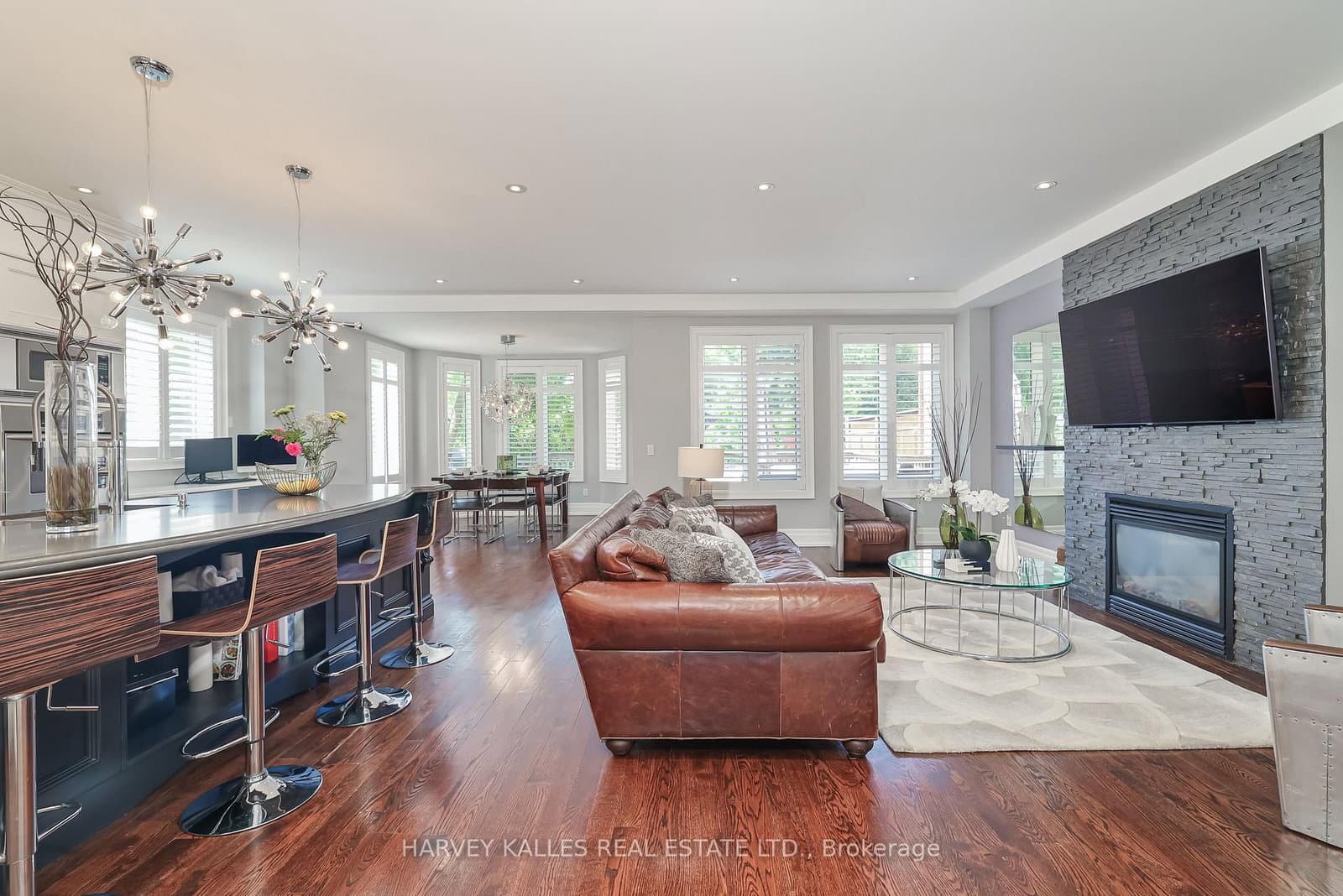 44 Churchill Avenue thumbnail 19