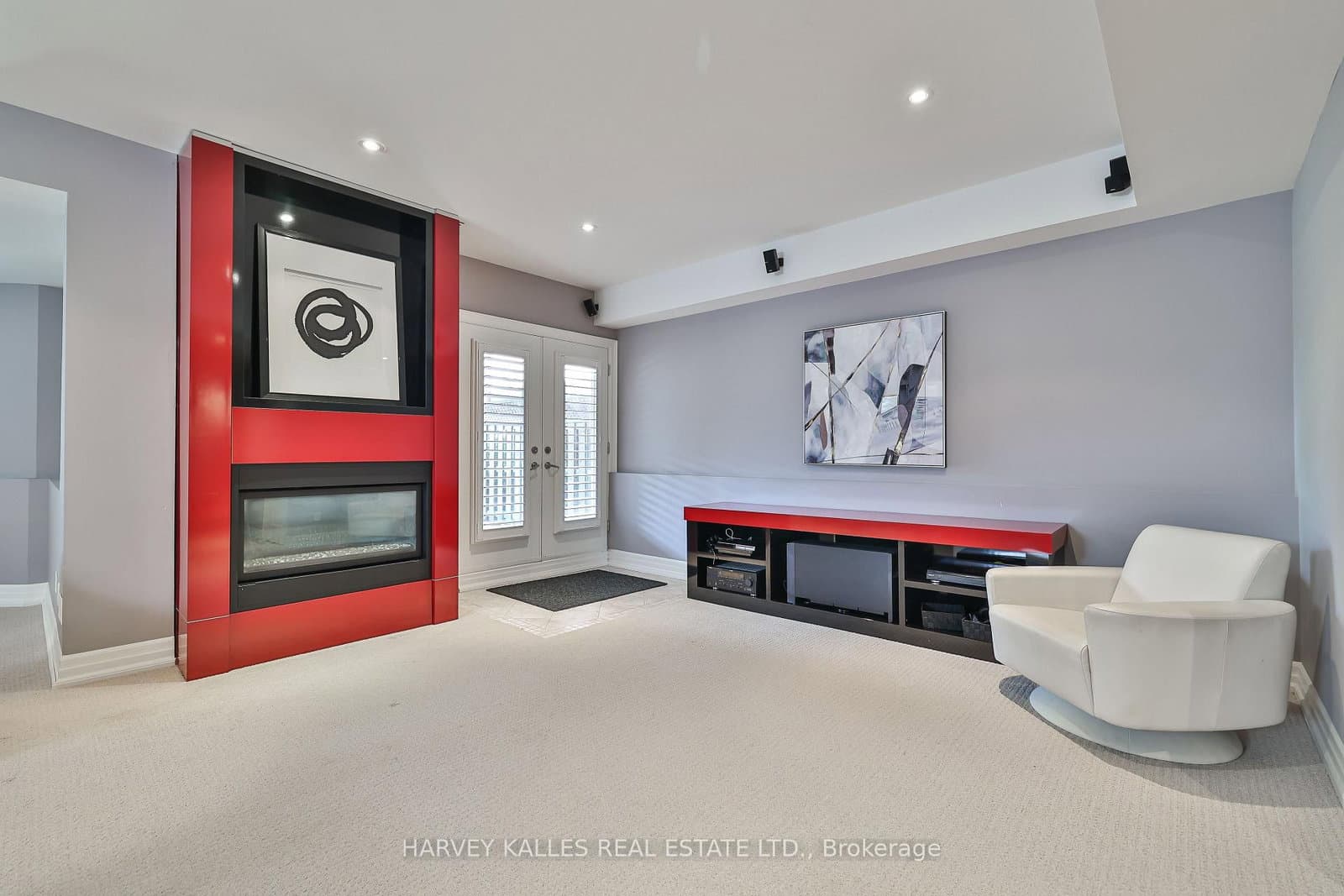 44 Churchill Avenue thumbnail 49