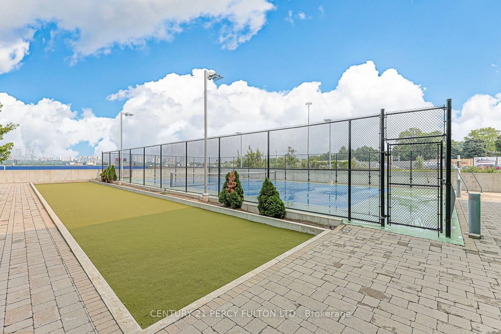95 McMahon Drive, Unit 2207 thumbnail 30