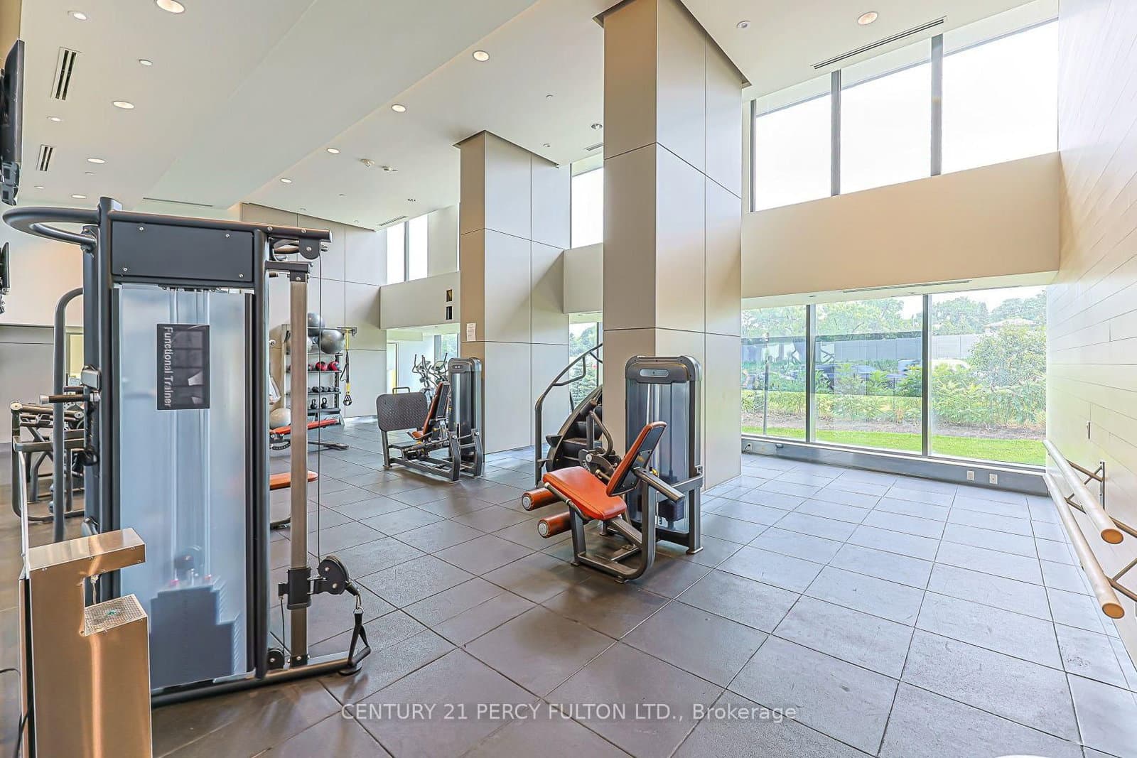 95 McMahon Drive, Unit 2207 thumbnail 31