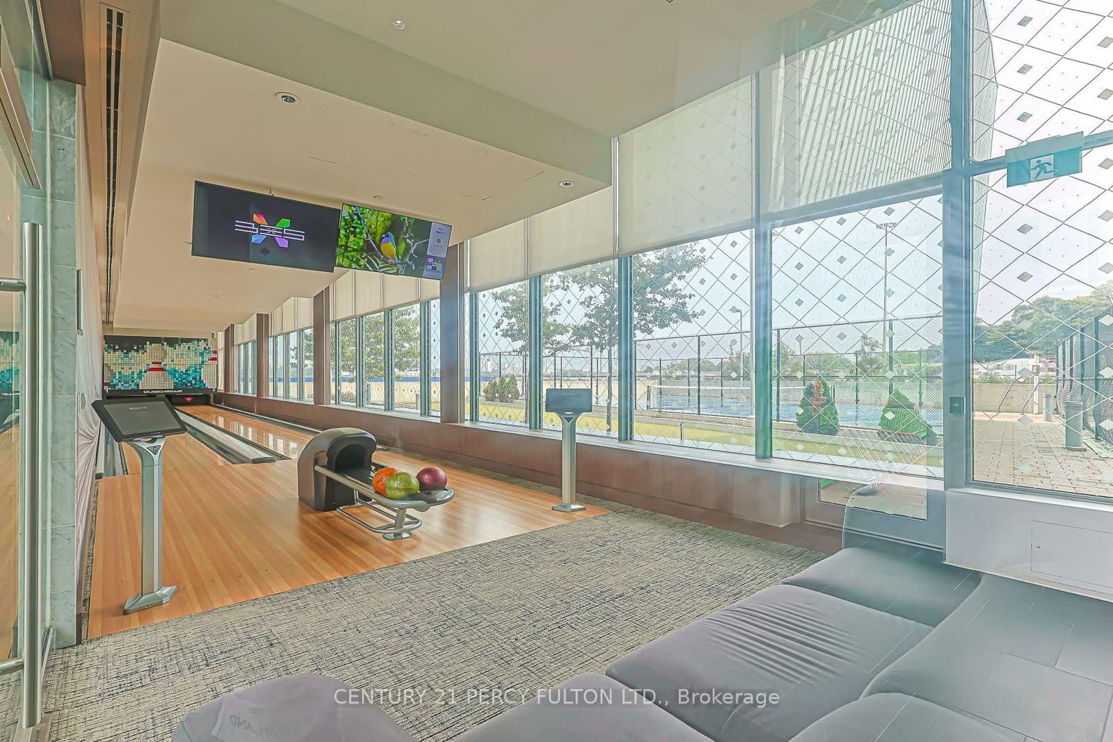 95 McMahon Drive, Unit 2207 thumbnail 35