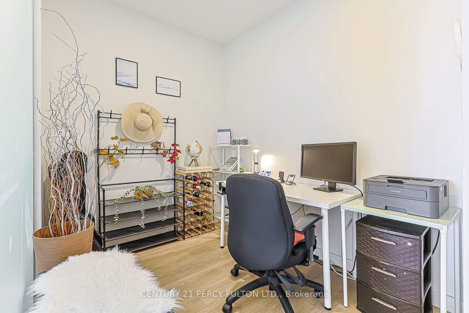 95 McMahon Drive, Unit 2207 thumbnail 7