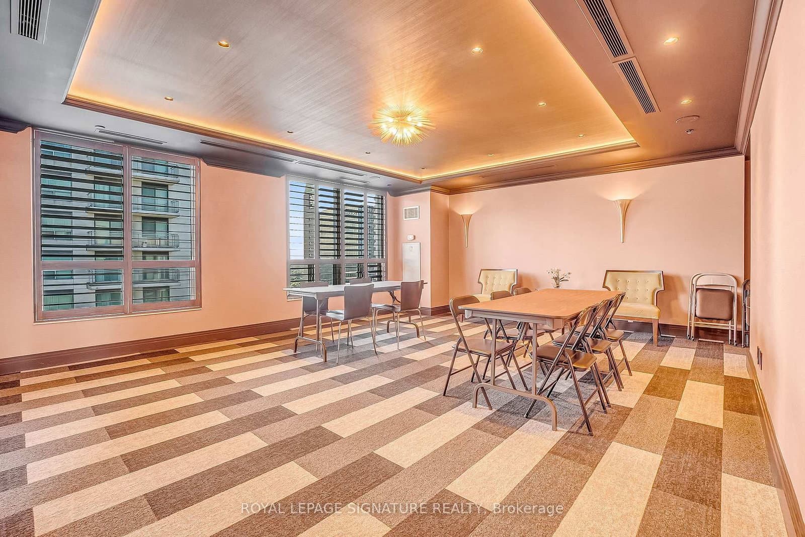 188 Doris Avenue, Unit 802 thumbnail 33