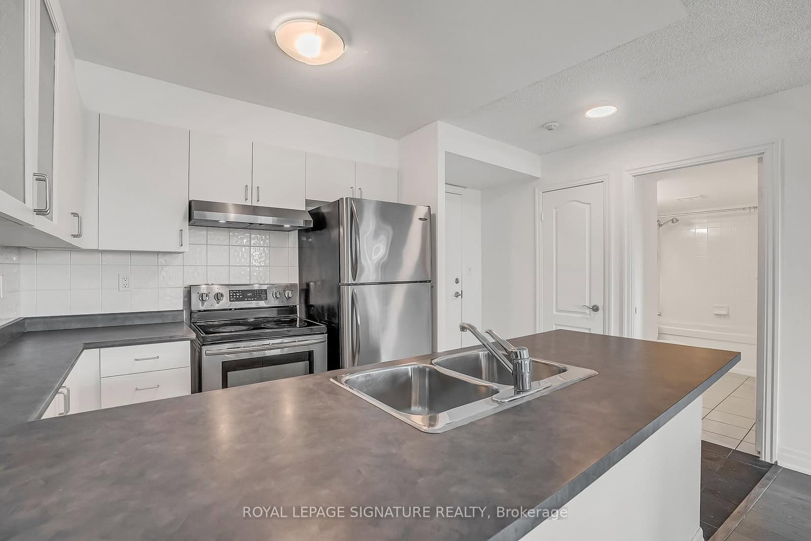 188 Doris Avenue, Unit 802 thumbnail 4