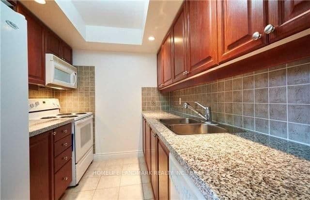 10 Northtown Way, Unit 501 thumbnail 3