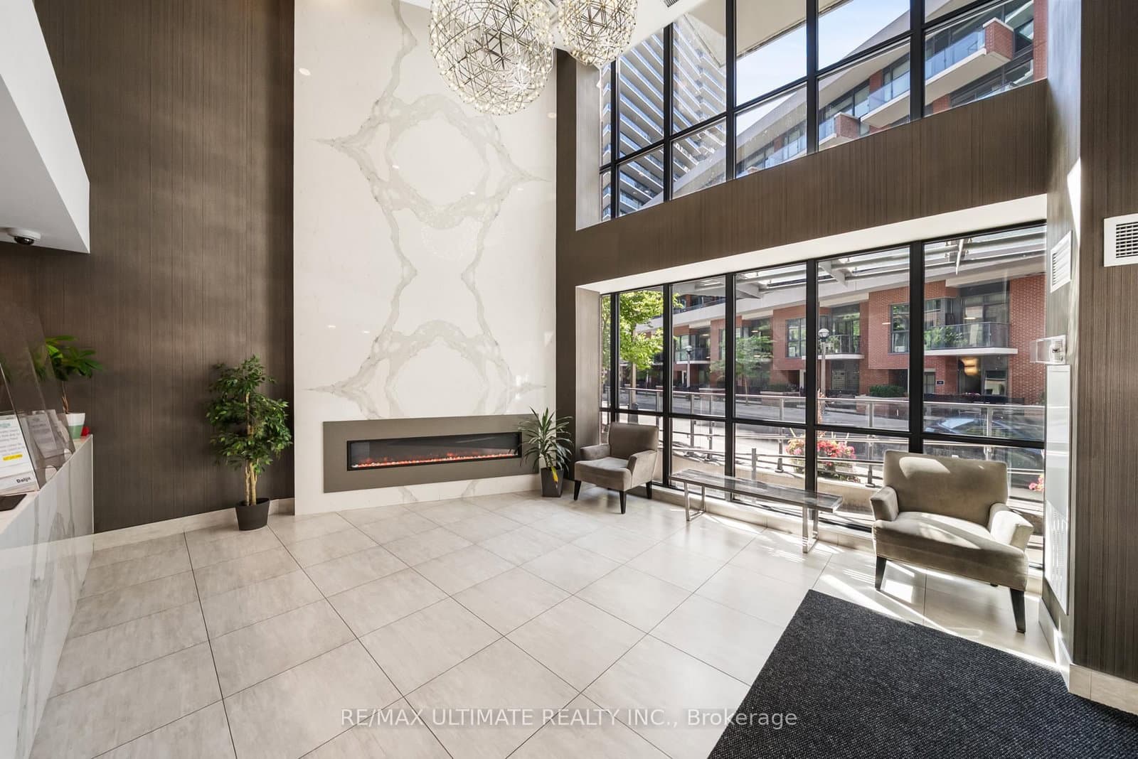 50 Bruyeres Mews, Unit 1001 thumbnail 23