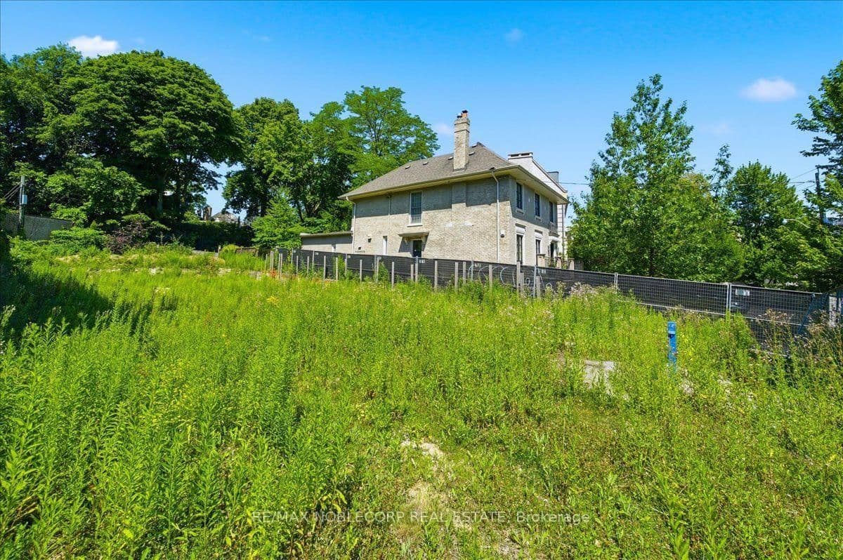 180 Dunvegan Road thumbnail 23