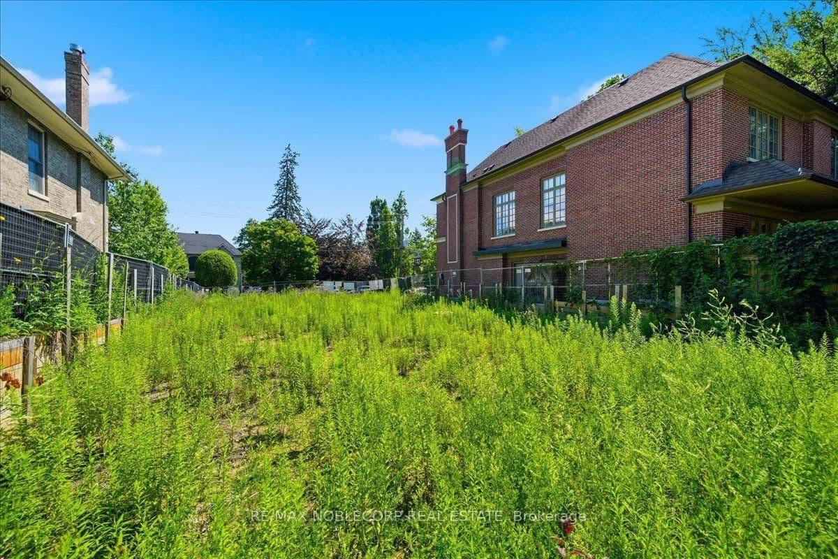 180 Dunvegan Road thumbnail 25