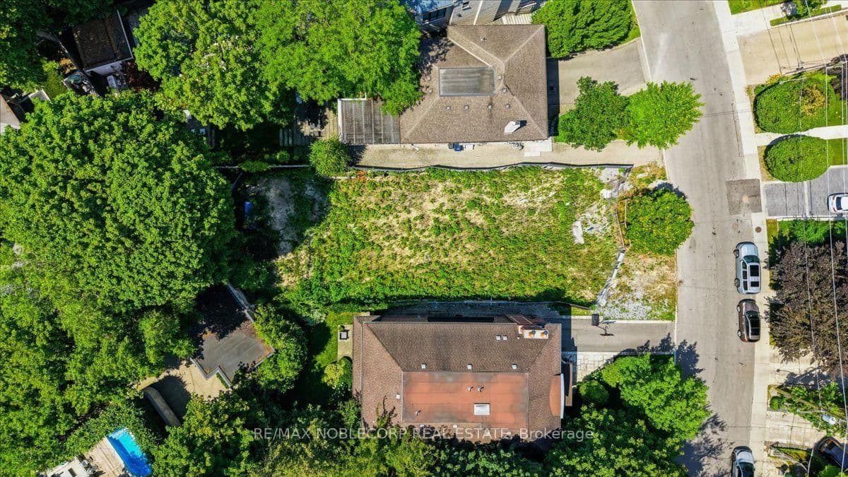 180 Dunvegan Road thumbnail 35