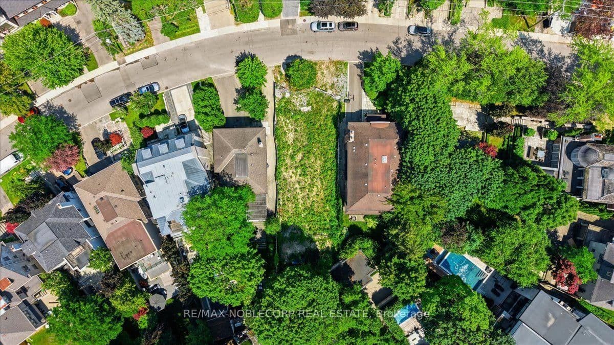 180 Dunvegan Road thumbnail 36