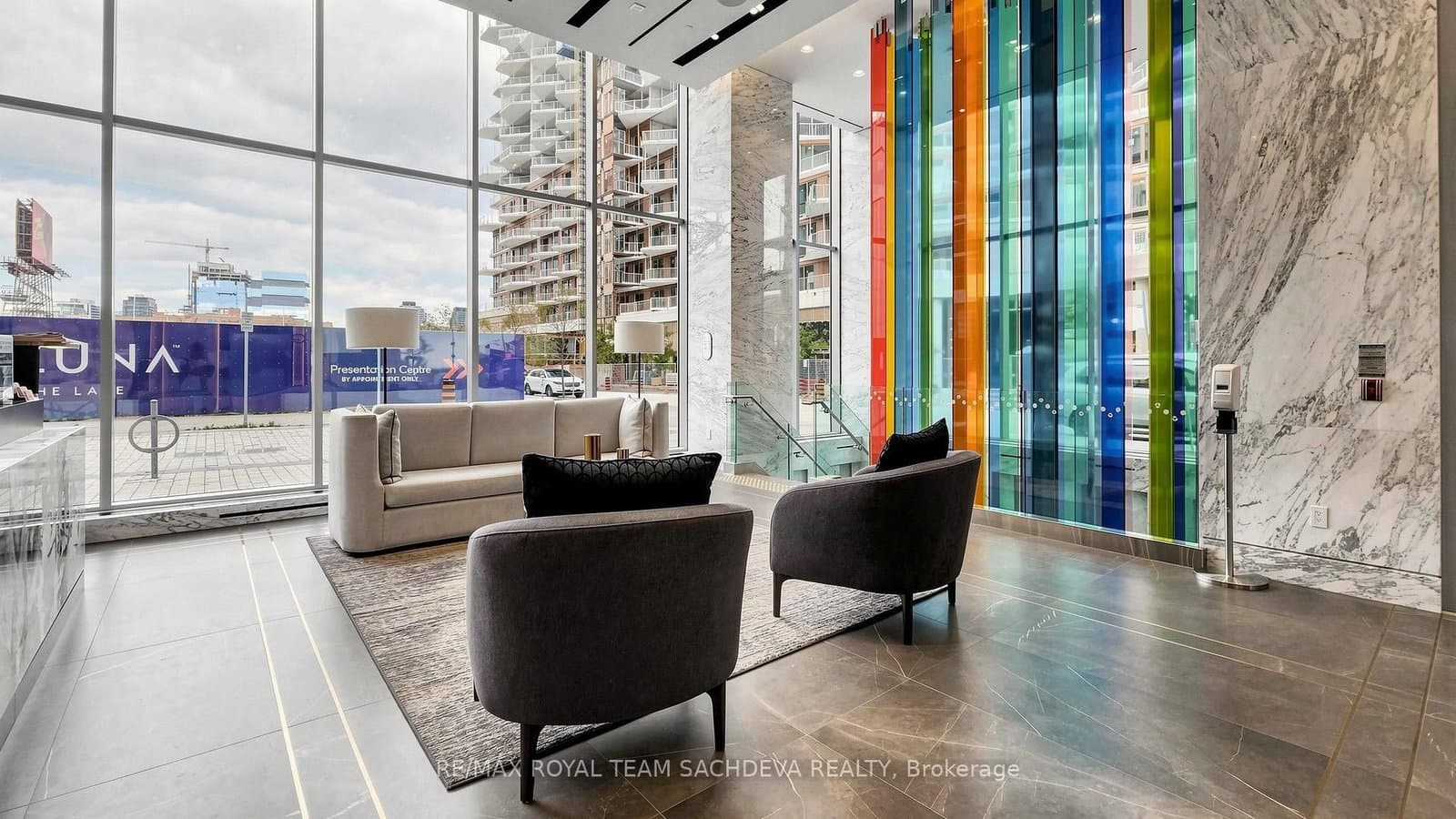 118 MERCHANTS' WHARF, Unit 101 thumbnail 43