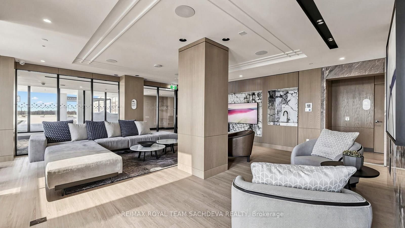 118 MERCHANTS' WHARF, Unit 101 thumbnail 45
